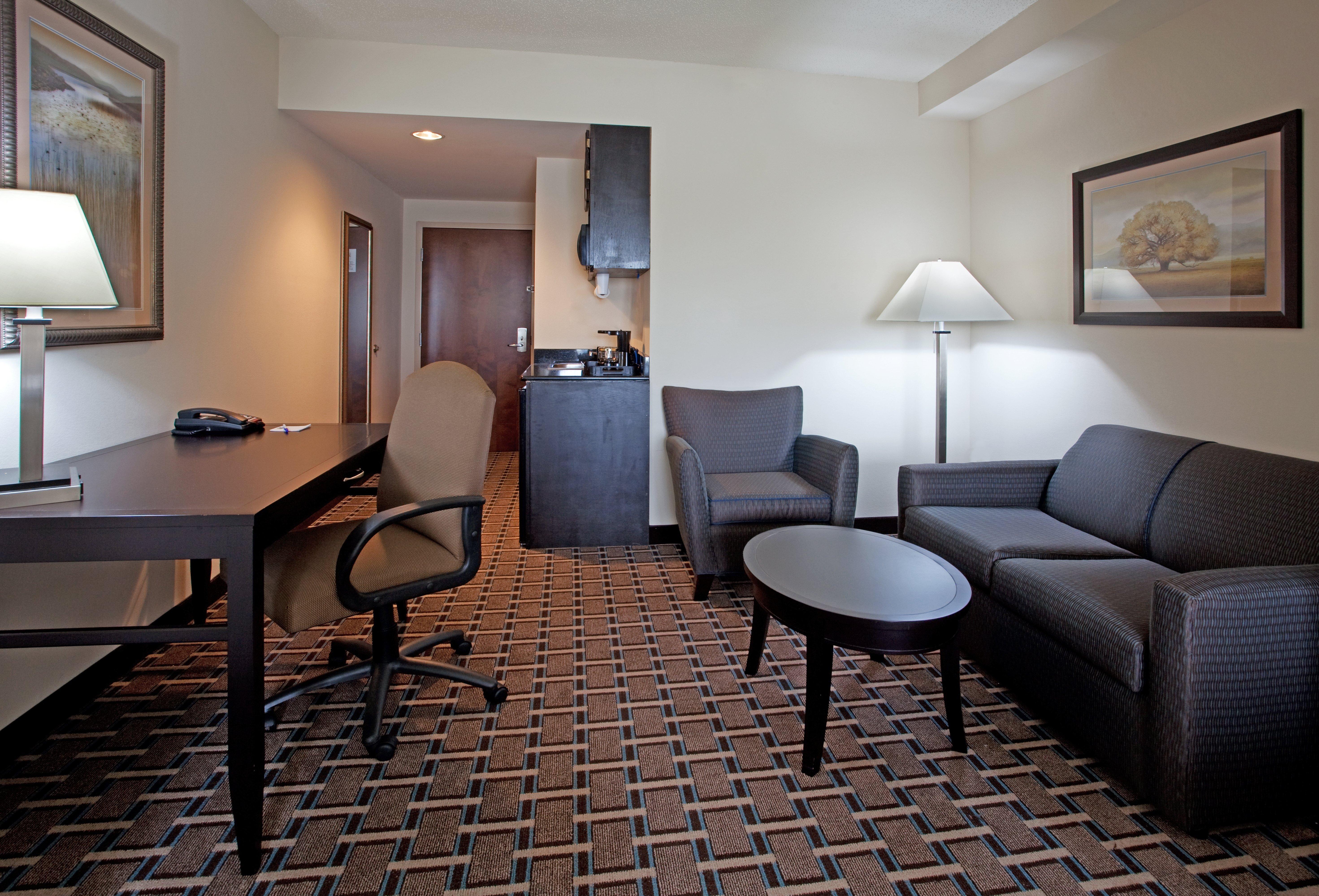 Holiday Inn Express Hotel & Suites Hope Mills-Fayetteville Airport, An Ihg Hotel Habitación foto